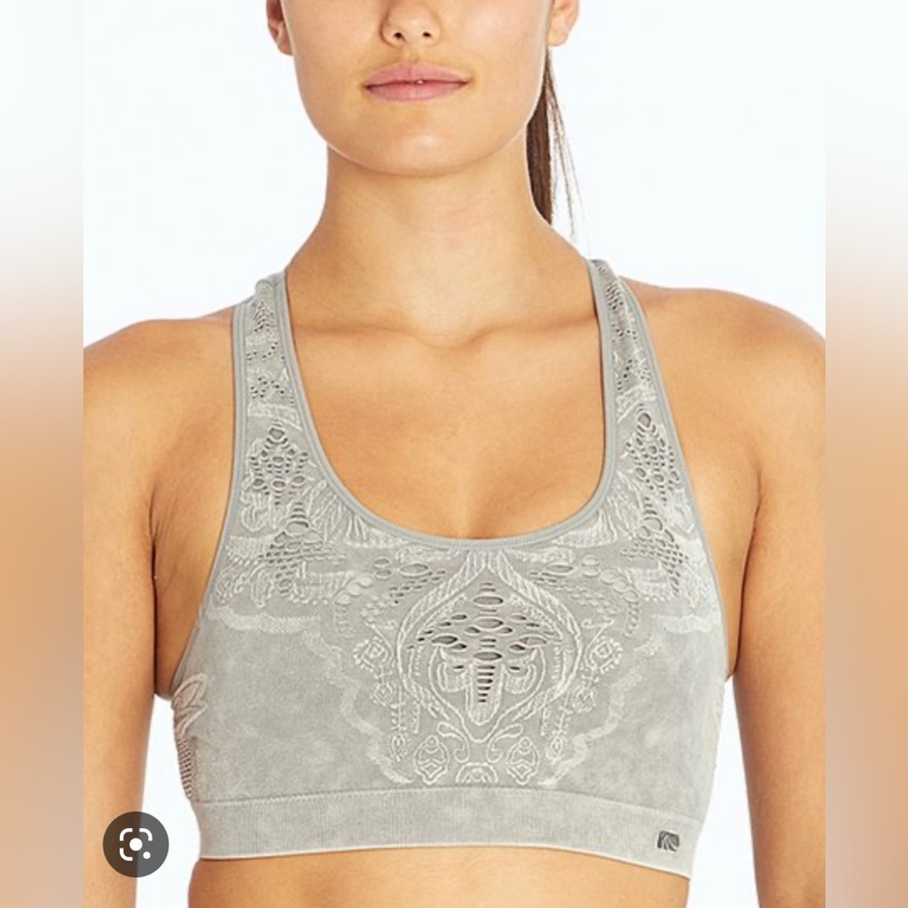 NWT Marika Tabitha Seamless Sports bra Frost Gray, XS